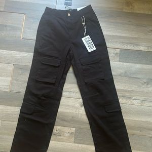 Wide leg cargo pants nwt